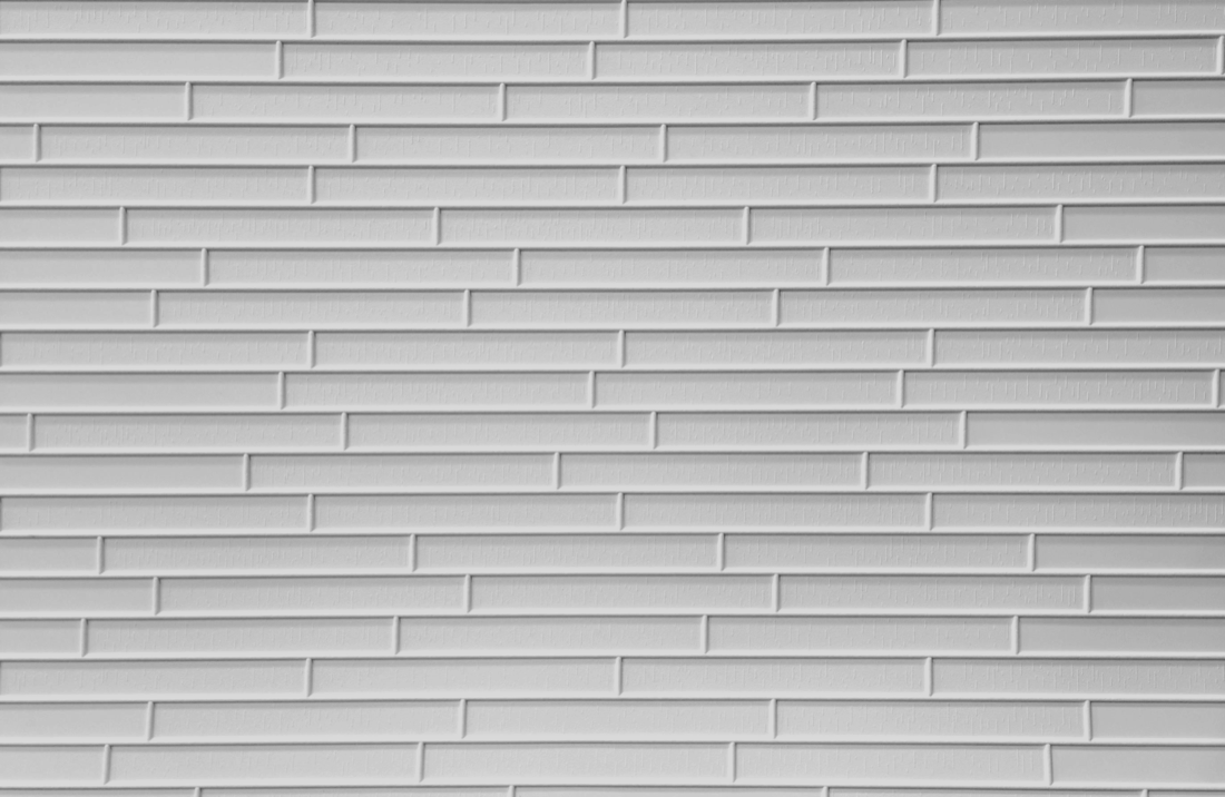 Random bond wirecut formliner pattern cast in concrete